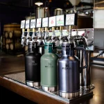 فلاسک استنلی مدل Growler ظرفیت 2 لیتر
